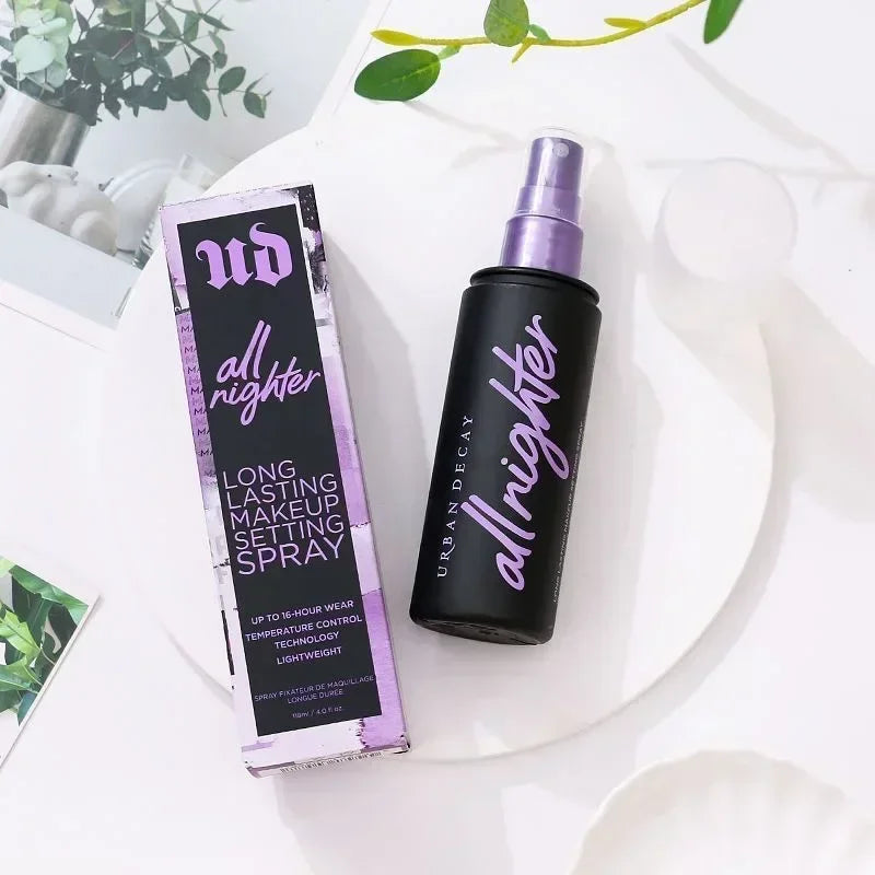 Spray fijador de maquillaje que forma rápidamente una película, maquillaje de larga duración, control de grasa, resistente al sudor y a las manchas. Versión clásica de 118 ml.
