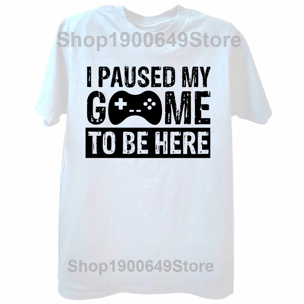 Camiseta divertida para hombre con estampado de videojuegos "Pausé mi juego para estar aquí" (2026) - Camiseta informal de manga corta y corte holgado - Ropa para hombre - Estilo Y2K
